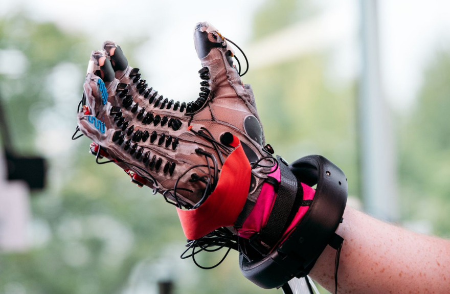 Meta Reveals Haptic Glove Prototype